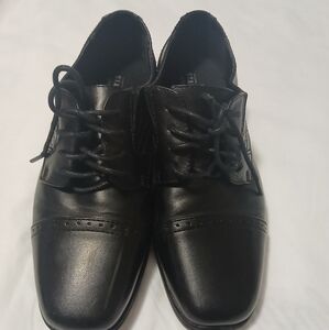 Stafford Black Dress‎ Shoes with Polished Leather Finish